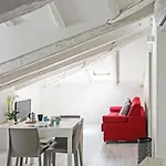Joivy Apartments - Trieste Goldoni